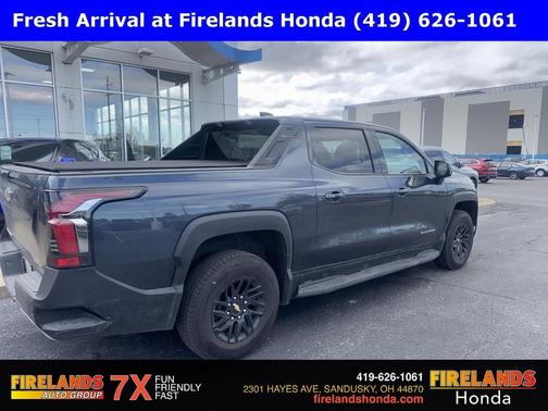 2025 Chevrolet Silverado EV LT