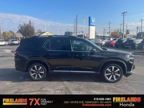 2025 Honda Pilot Touring 8-Passenger