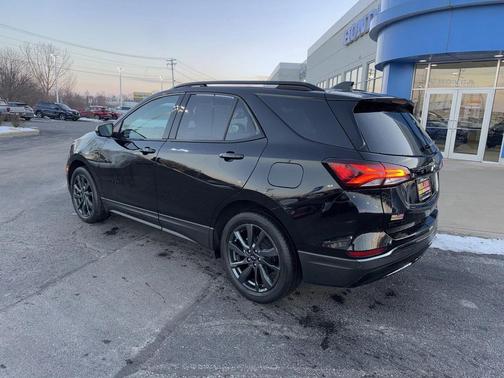 2023 Chevrolet Equinox FWD RS