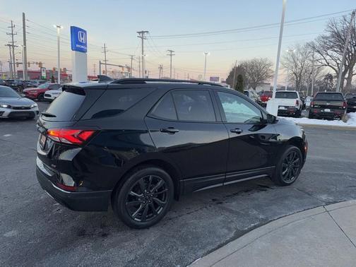 2023 Chevrolet Equinox FWD RS