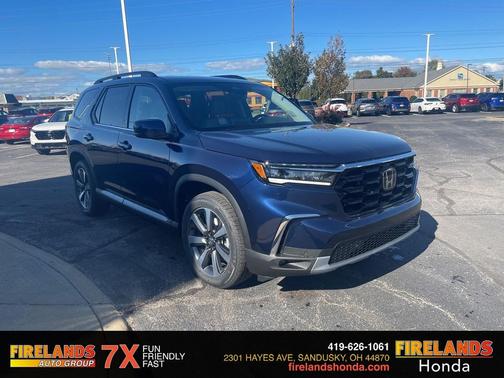 2025 Honda Pilot Touring 8-Passenger