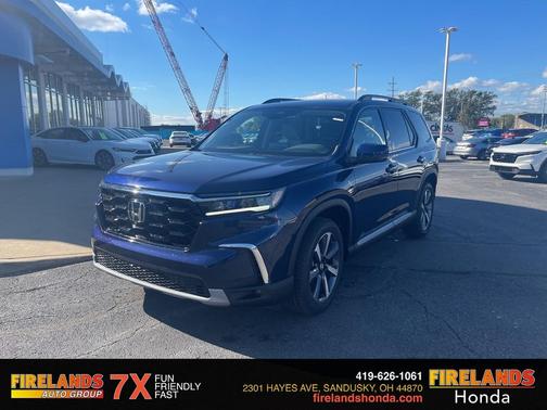 2025 Honda Pilot Touring 8-Passenger