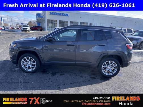 2024 Jeep Compass Latitude Lux
