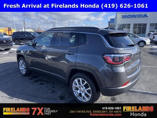 2024 Jeep Compass Latitude Lux