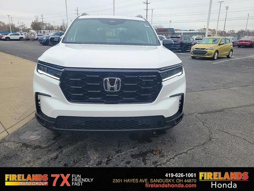 2025 Honda Pilot Black Edition