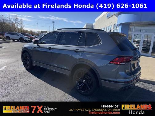 2023 Volkswagen Tiguan 2.0T SE R-Line Black