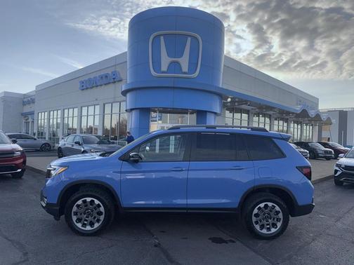 2025 Honda Passport AWD TrailSport