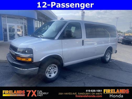 2023 Chevrolet Express 3500 RWD 3500 Regular Wheelbase LS