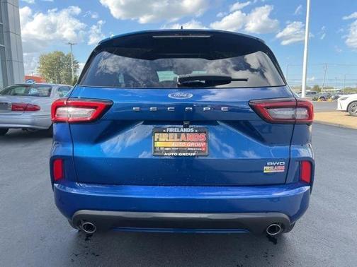2023 Ford Escape ST-Line Select