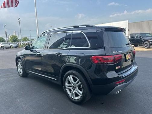 2021 Mercedes-Benz GLB 250 4MATIC