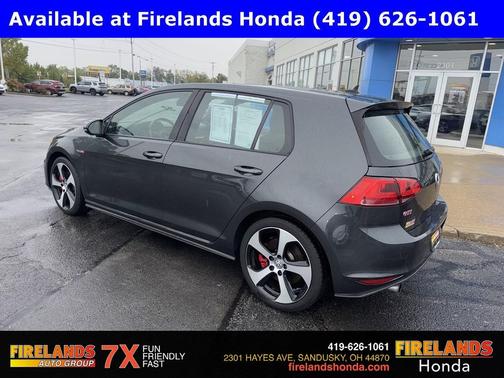 2016 Volkswagen Golf GTI 2.0T SE 4-Door