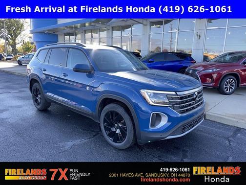 2025 Volkswagen Atlas 2.0T SE w/Technology