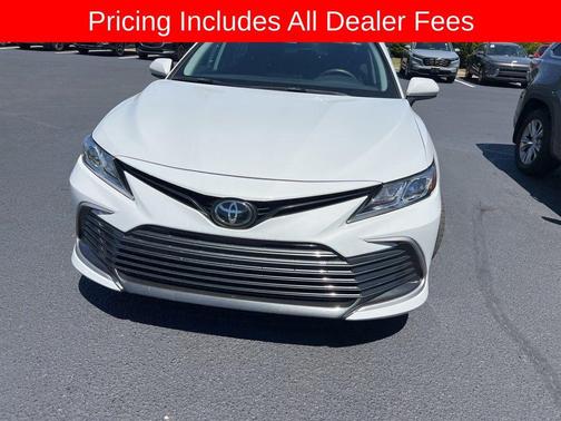 Ice Edge 2023 Toyota Camry LE