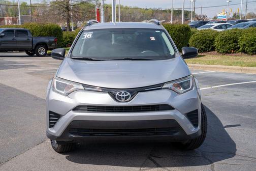 2016 Toyota RAV4 LE