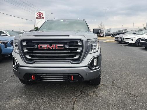 2022 GMC Sierra 1500 AT4