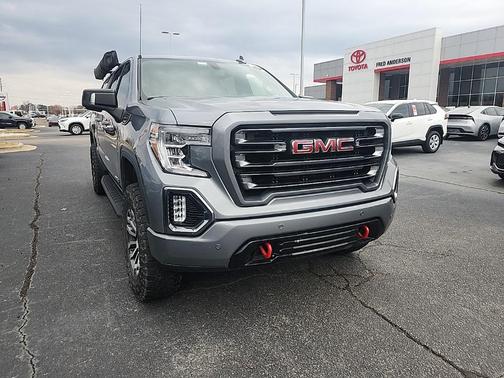 2022 GMC Sierra 1500 AT4