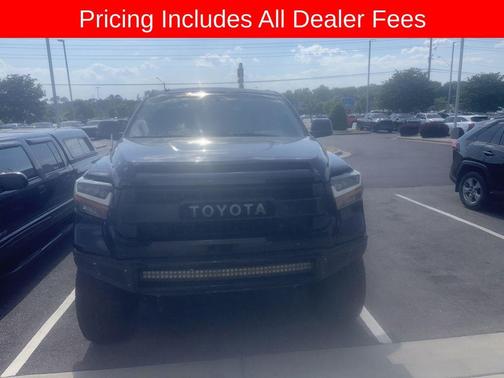Black 2017 Toyota Tundra SR5