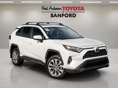 2025 Toyota RAV4 XLE Premium