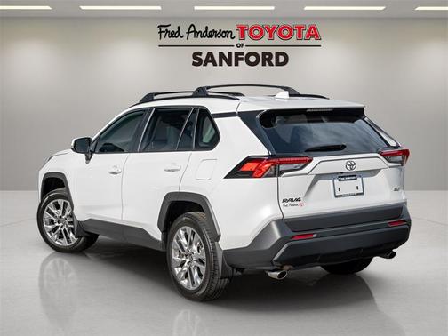 2025 Toyota RAV4 XLE Premium