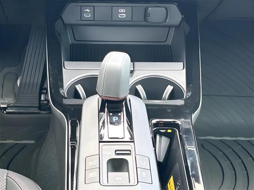 2025 Toyota Prius Plug-In Hybrid XSE