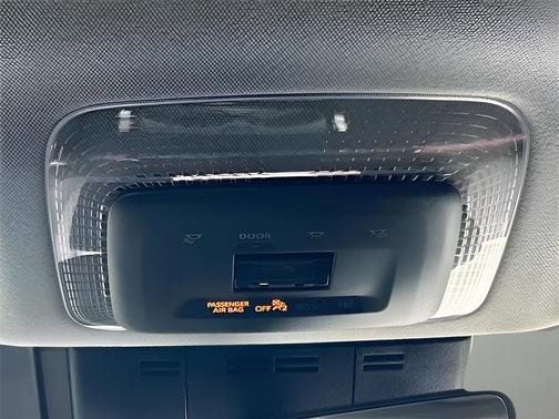 2025 Toyota Prius Plug-In Hybrid XSE