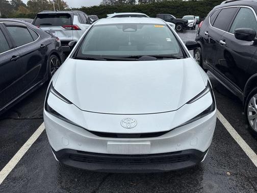 2023 Toyota Prius LE