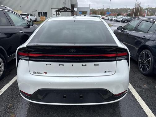 2023 Toyota Prius LE