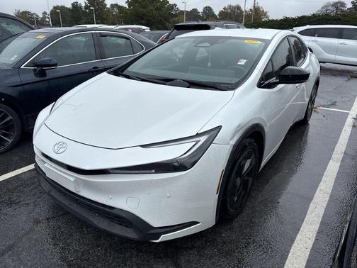 2023 Toyota Prius LE