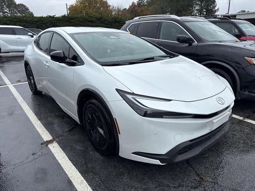 2023 Toyota Prius LE