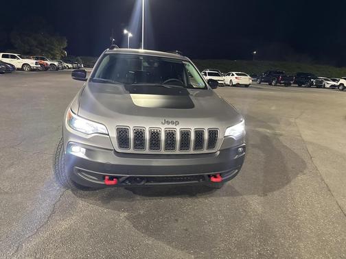 2022 Jeep Cherokee Trailhawk
