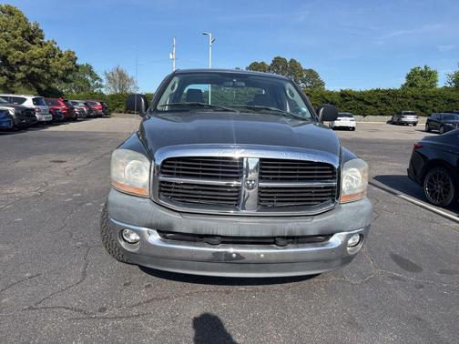 Mineral Gray Metallic Clearcoat 2006 Dodge Ram 1500 SLT Quad Cab