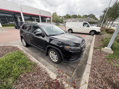 2020 Jeep Cherokee Latitude
