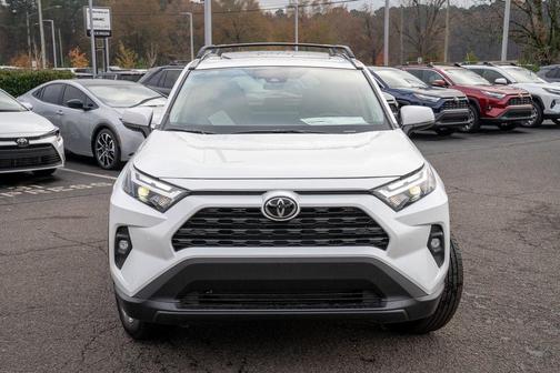 2025 Toyota RAV4 XLE Premium