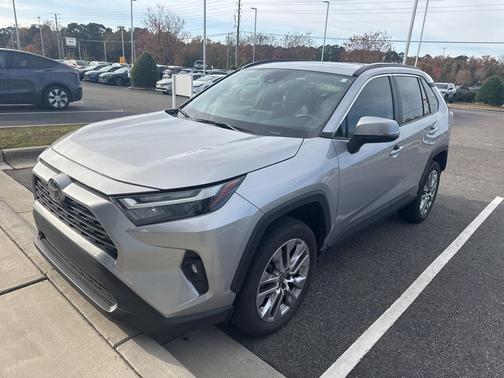 2023 Toyota RAV4 XLE Premium