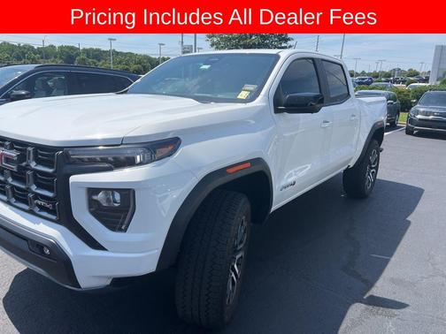 Summit White 2024 GMC Canyon AT4