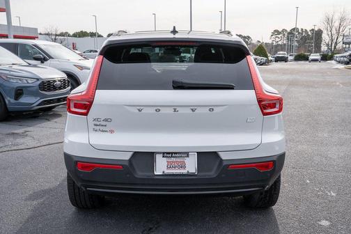 2023 Volvo XC40 Recharge Pure Electric Twin Ultimate