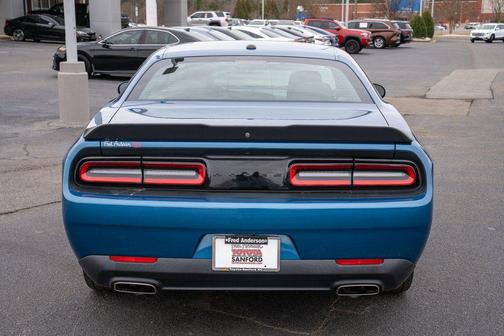 2020 Dodge Challenger SXT