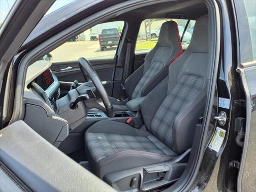 2022 Volkswagen Golf GTI 2.0T SE DSG