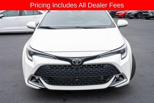 Ice Cap 2025 Toyota Corolla XSE