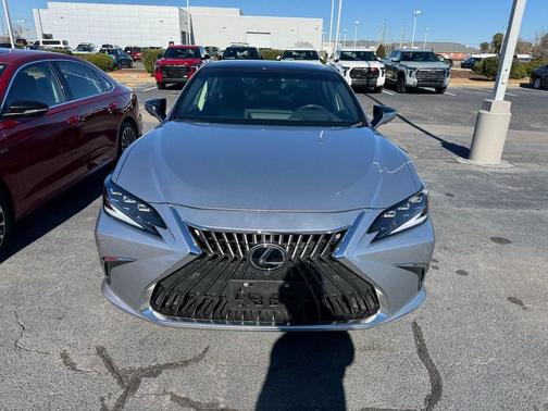 2025 Lexus ES 350 Ultra Luxury