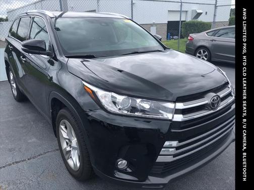2017 Toyota Highlander Limited