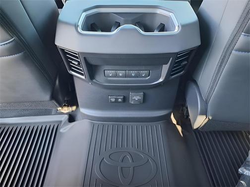 2025 Toyota Tundra Platinum
