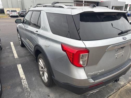 2023 Ford Explorer Platinum