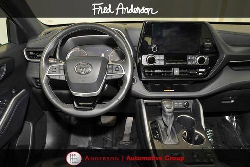 2024 Toyota Highlander XSE