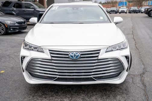 2021 Toyota Avalon Hybrid XLE Plus