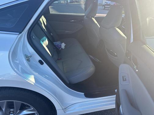 2021 Toyota Avalon Hybrid XLE Plus