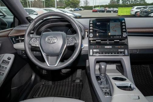 2021 Toyota Avalon Hybrid XLE Plus