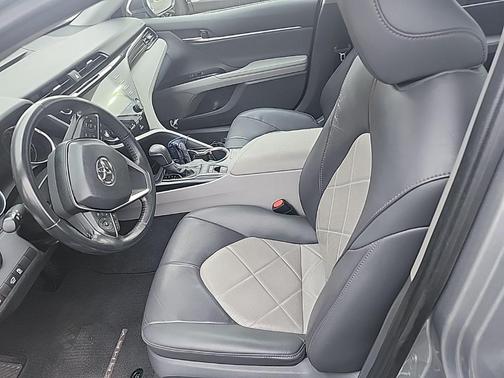2019 Toyota Camry XLE