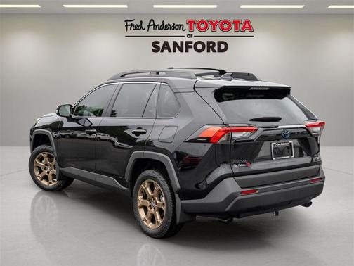 2024 Toyota RAV4 Hybrid SE