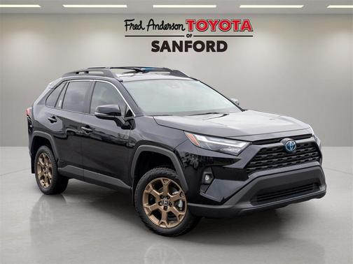 2024 Toyota RAV4 Hybrid SE